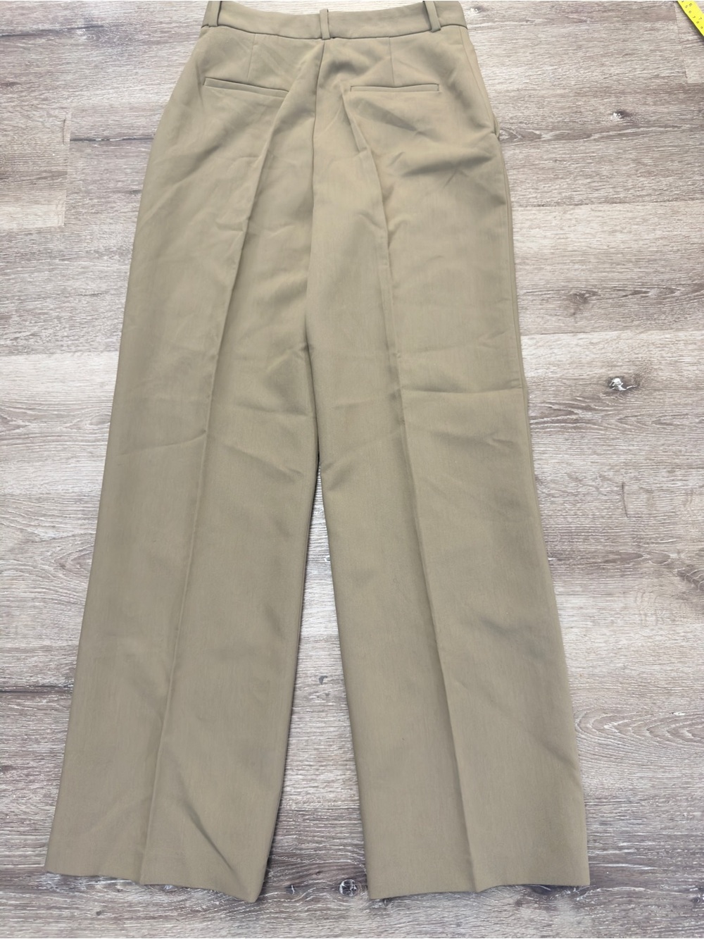 Zara Straight-Leg Trousers in Khaki - Picture 2 of 10
